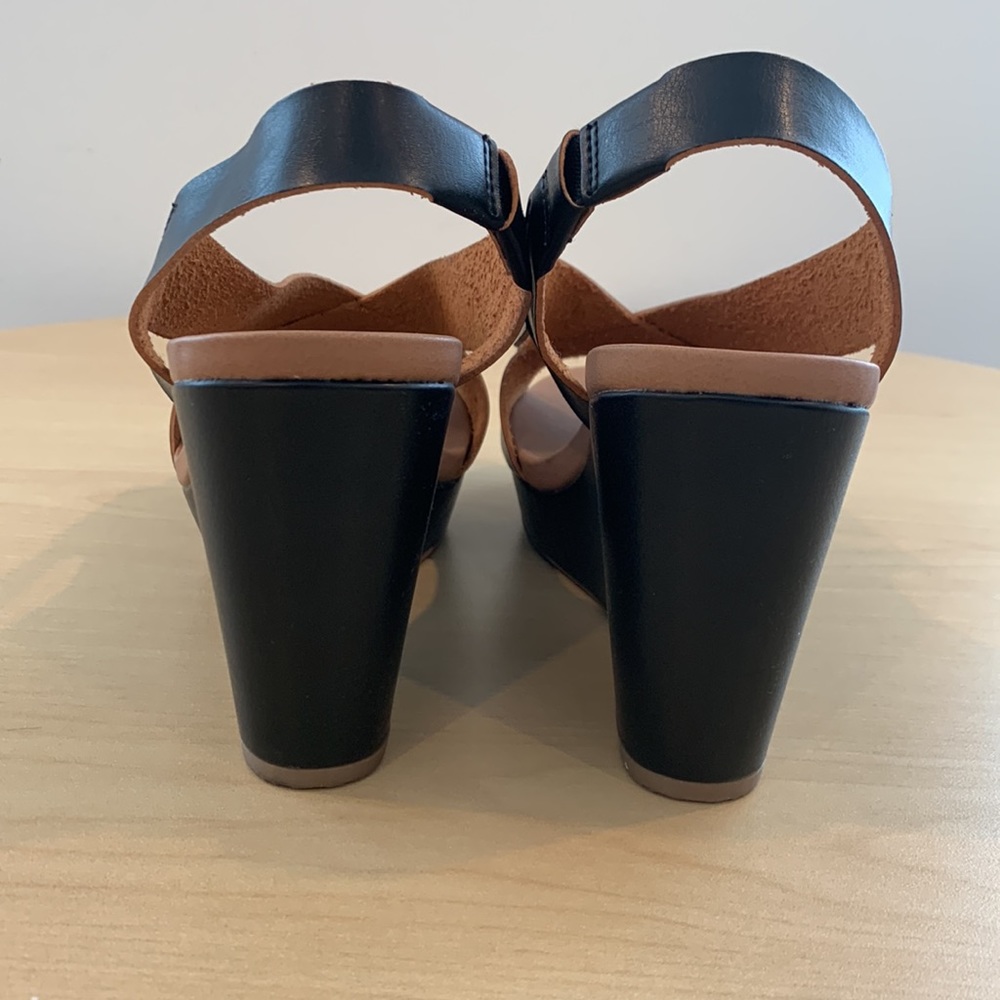 Dr Scholls Black Open Toe Block Wedge - image 8